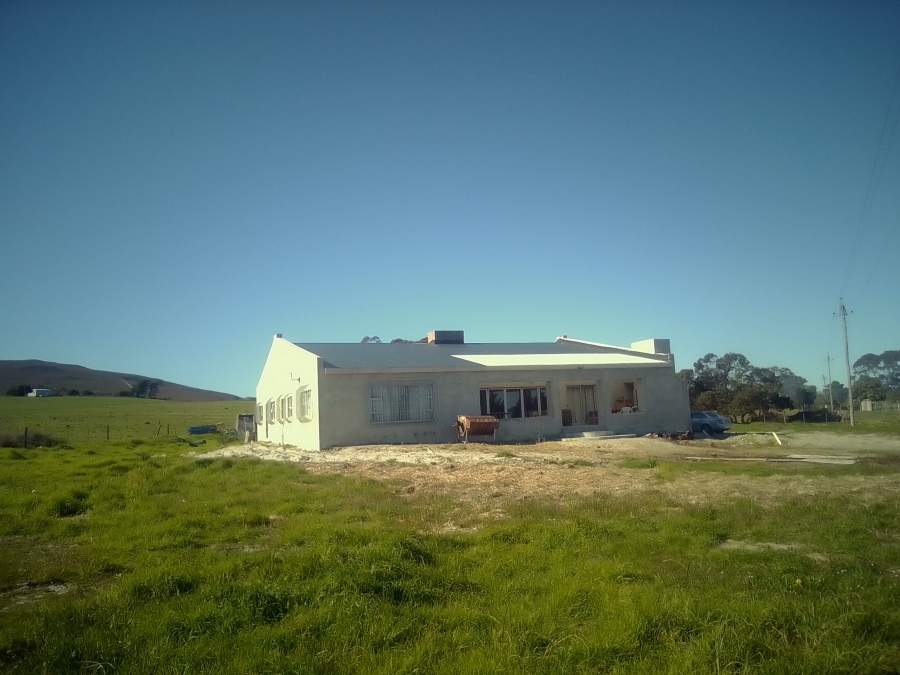 4 Bedroom Property for Sale in Baardskeerdersbos Western Cape